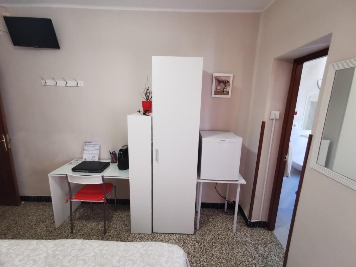 Hostal Senero Merida Bagian luar foto